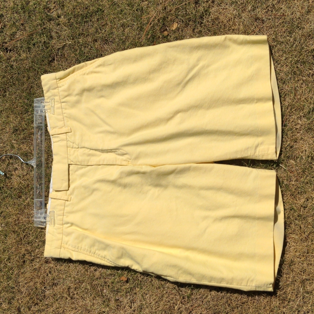 Size 34 polo Ralph Lauren yellow shorts